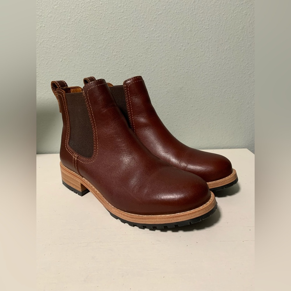 EUC Portland Leather Goods/Patina women’s 8.5 Chelsea’s boots